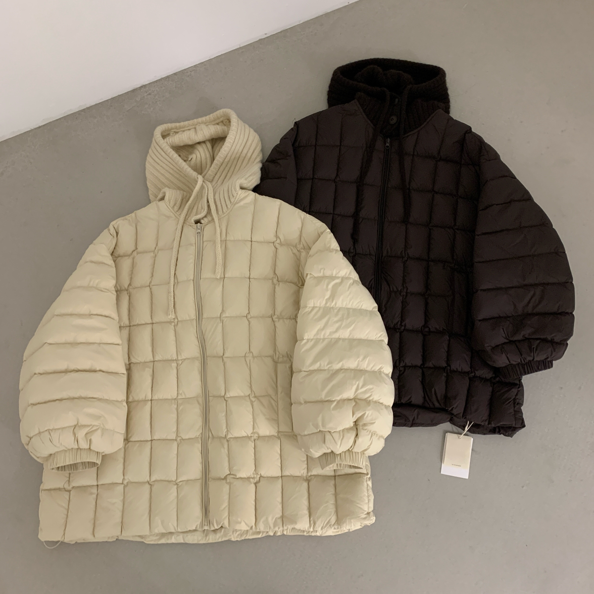 静茹冬上新复古连帽宽松休闲百搭保暖羽绒服外套a882