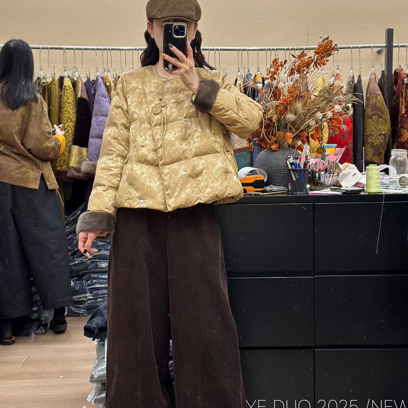 静茹冬上新新中式提花绗缝短款拼接袖毛保暖羽绒服外套D2568