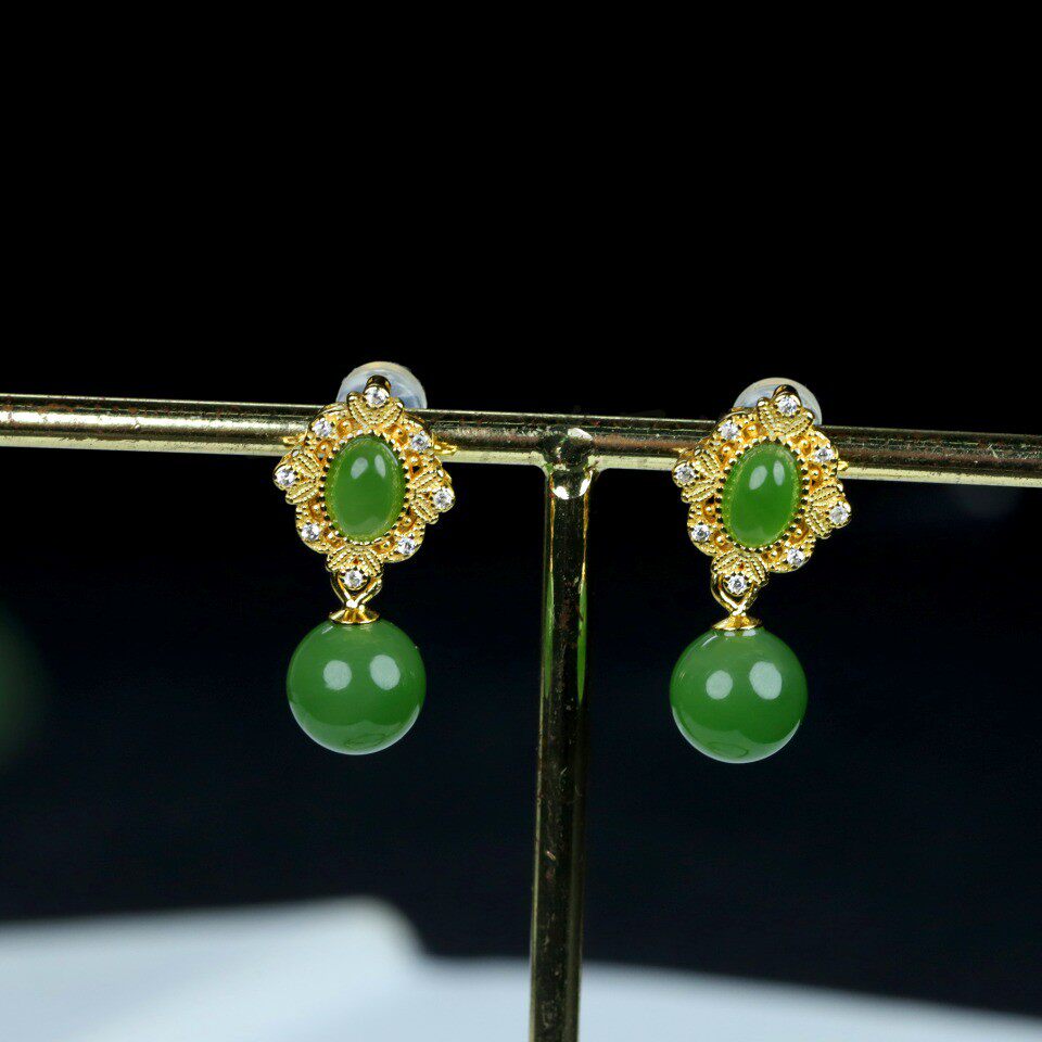 天然和田玉碧玉圆珠耳钉925银耳环女款镶嵌玉石时尚个性耳坠耳饰