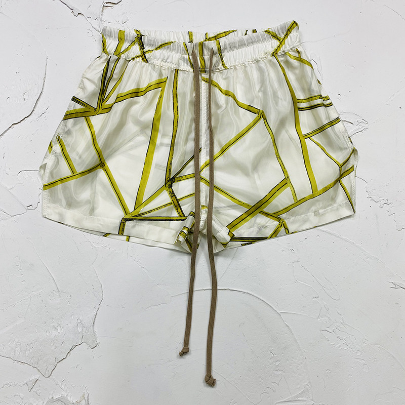 特价清仓！RO主线FOG抽象数码印花浅色休闲雪纺舒适女士抽绳短裤怎么样,好用不?