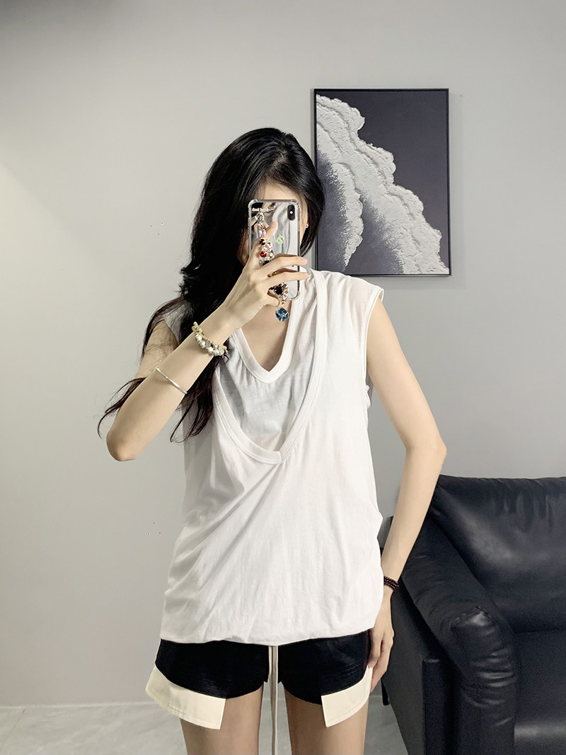 RO暗黑2023春夏新款主线性感大V领双层薄料重叠修身无袖T恤上衣男