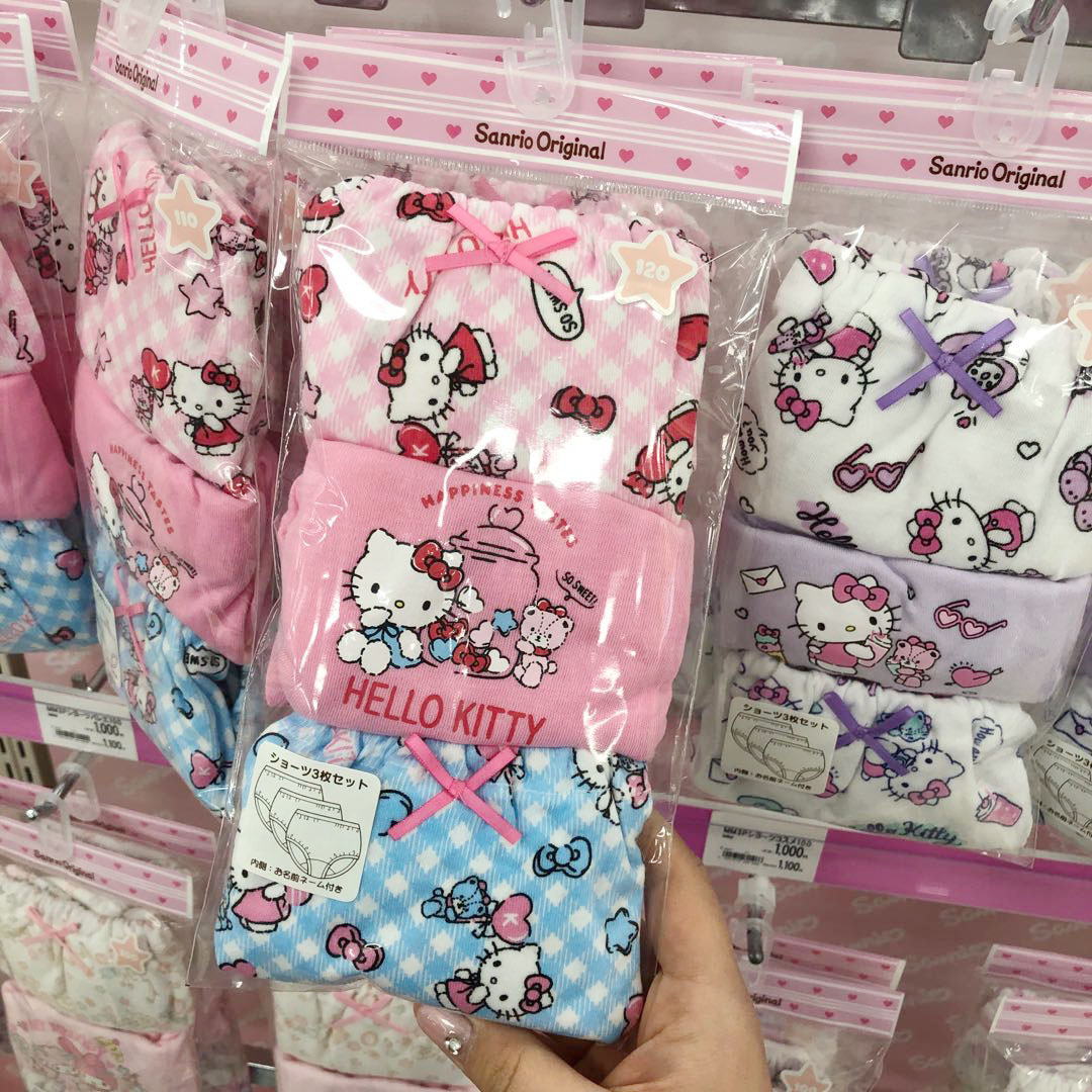 国内现货hellokitty日本女童纯棉卡通可爱内裤三角裤四季款3条入