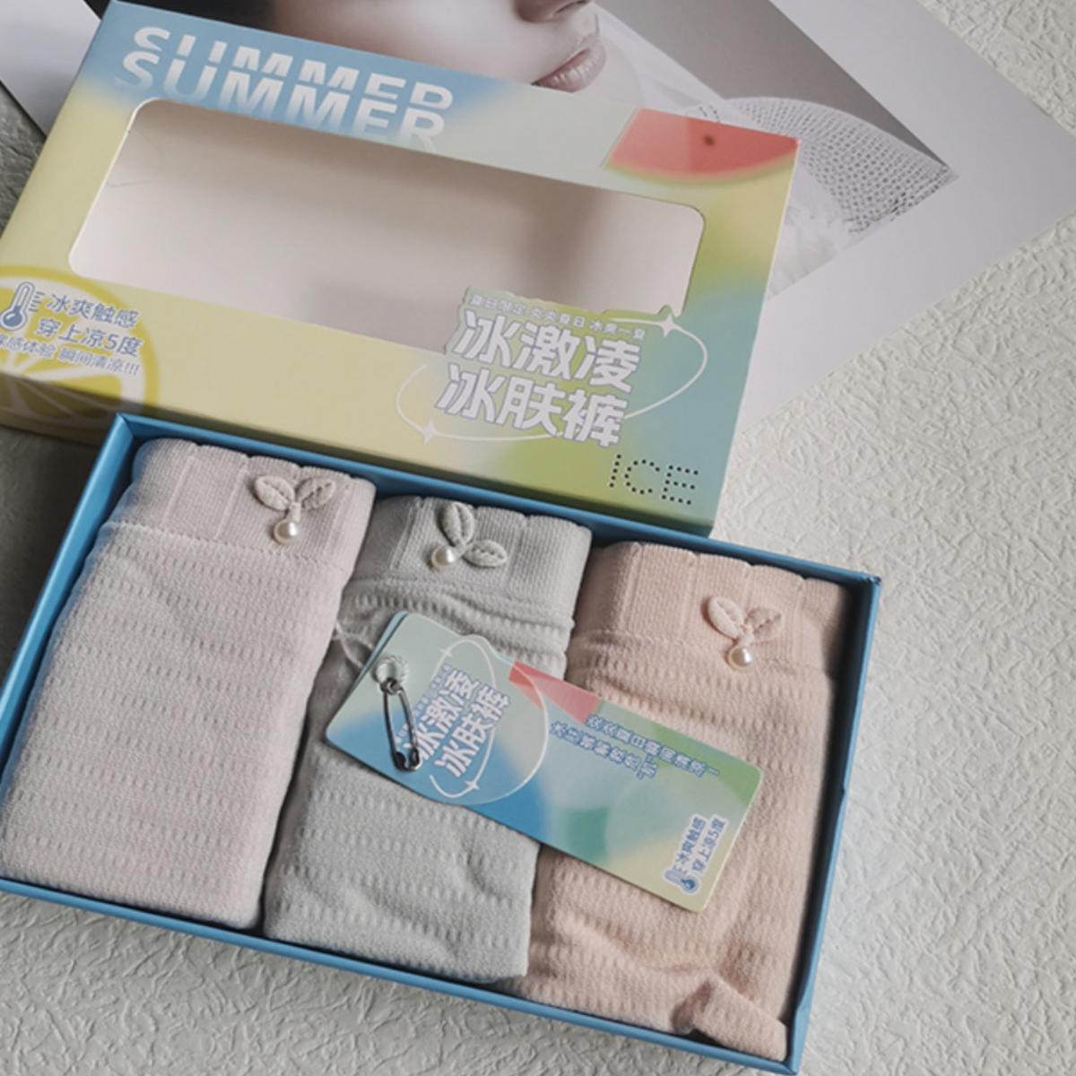 曼娜N6702A女士品质舒爽高弹无痕提花莫代尔蚕丝底裆三角裤冰肤裤