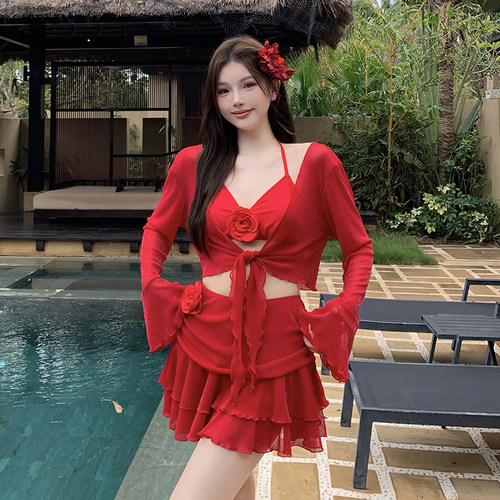 比基尼四件套泡温泉红色绝美大码