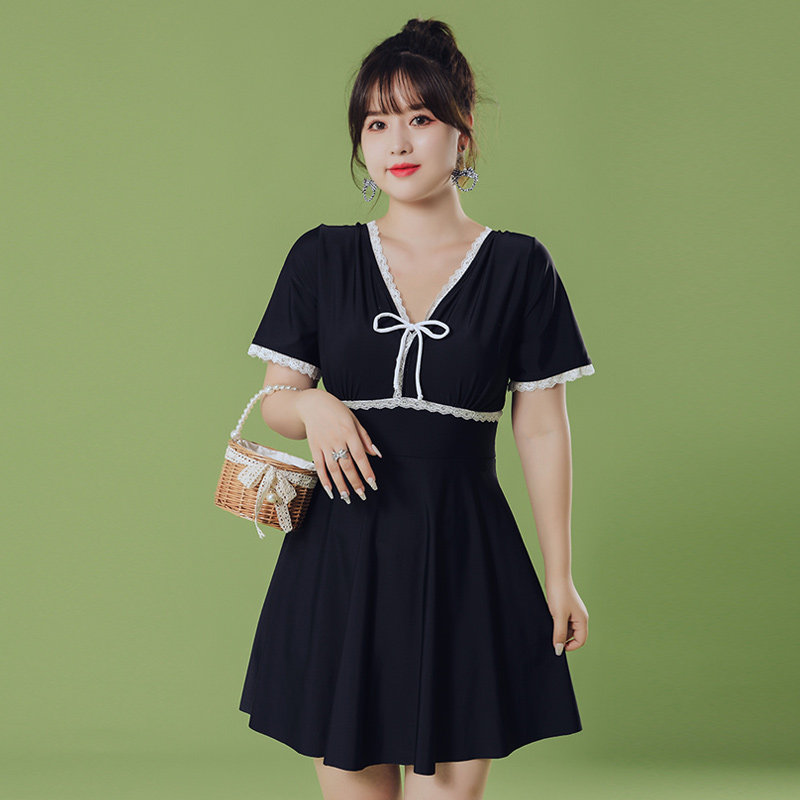 大码泳衣女连体裙式胖mm200斤保守宽松遮肚显瘦黑色温泉休闲泳装