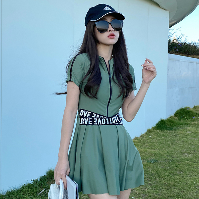 泳衣女款裙式分体平角裤保守大码胖mm泡温泉遮肚显瘦2023新款绿色