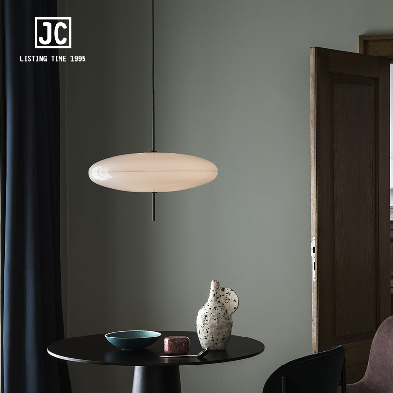 餐厅现代简约亚克力吊灯