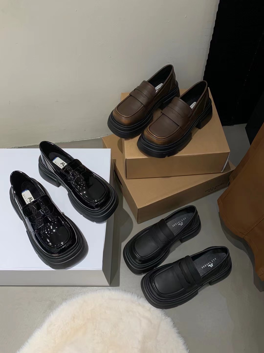 增高乐福单鞋秋冬百搭加绒小皮鞋