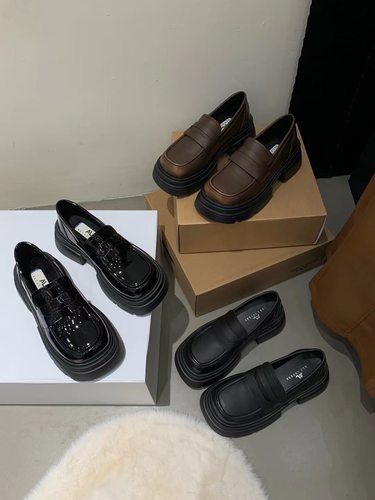 增高乐福单鞋秋冬百搭加绒小皮鞋