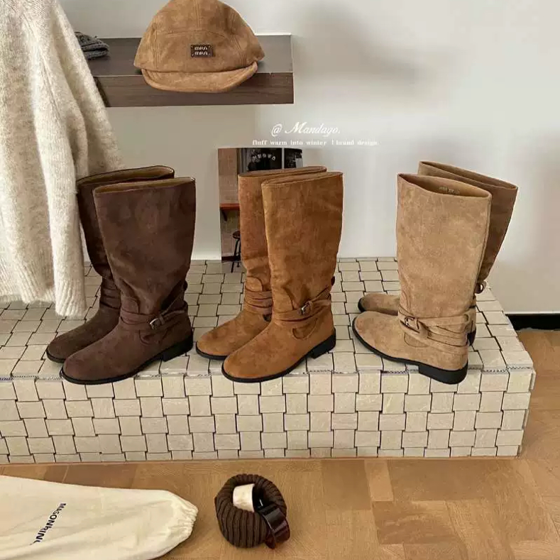 THEMANDAGO芒大果复古绒面圆头皮带扣粗跟高筒骑士靴显瘦堆堆长靴