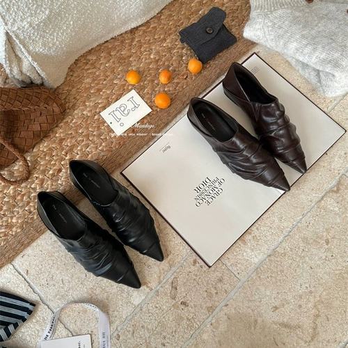 THEMANDAGO芒大果小众设计感褶皱尖头深口单鞋软皮踩跟两穿小皮鞋