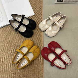 内增高分趾猪蹄鞋女早春新款浅口单鞋复古仙女风红色芭蕾玛丽珍鞋