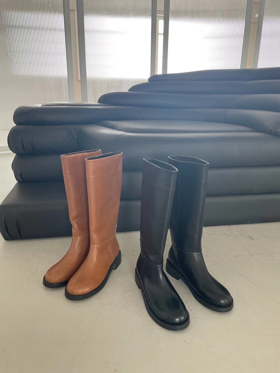 高及宽筒圆头厚底长筒靴复古