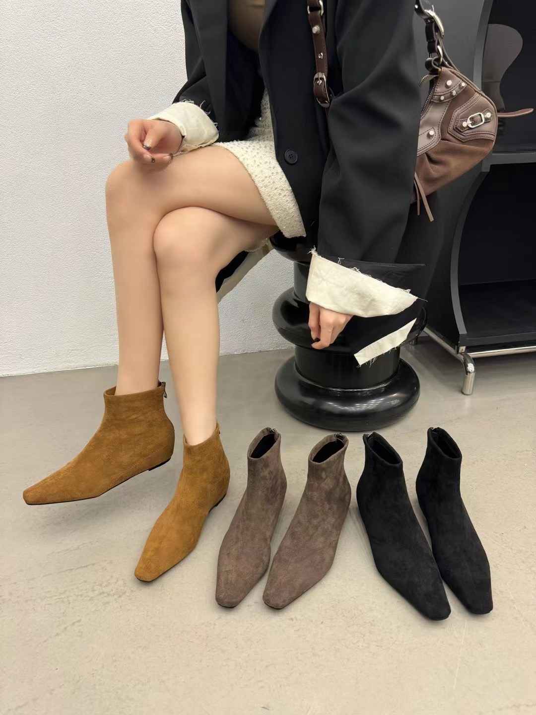 韩版复古绒面小方头加绒内增高