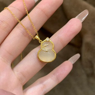 S925纯银镀黄金色金枝玉叶天然高冰玉髓葫芦项链镶嵌玉石福禄吊坠