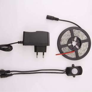 人体智能感应灯 红外感应灯带 5米配1A电源 12v灯 感应灯带 灯