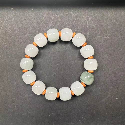 新疆天然金丝玉天山翠冰种老型手链卡12珠子