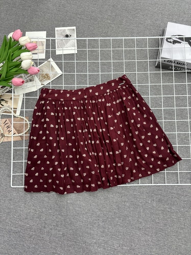 半松紧设计时尚简约碎花百褶短裙女设计感小众宽松显瘦减龄裙子