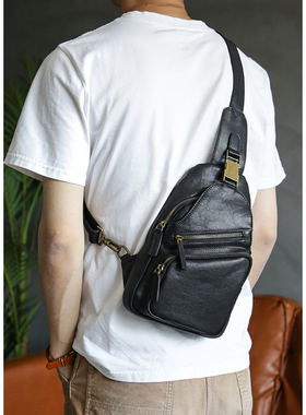 2025新款古造真皮男士单肩斜挎胸包头层牛皮休闲潮流运动小背包