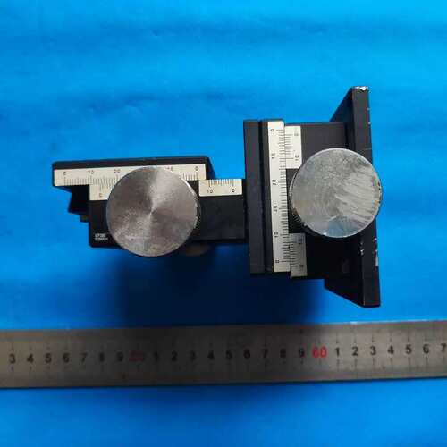 议价西格玛 XYZ三轴手动平台 Y轴行程40mm XZ轴行程