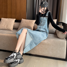 牛仔背带裙女春秋宽松小个子2025新款开叉可爱减龄百搭甜美连衣裙