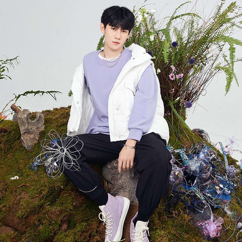 韩都衣舍时代少年团张真源严浩翔同款衣宽松小翅膀卫衣圆领上衣女