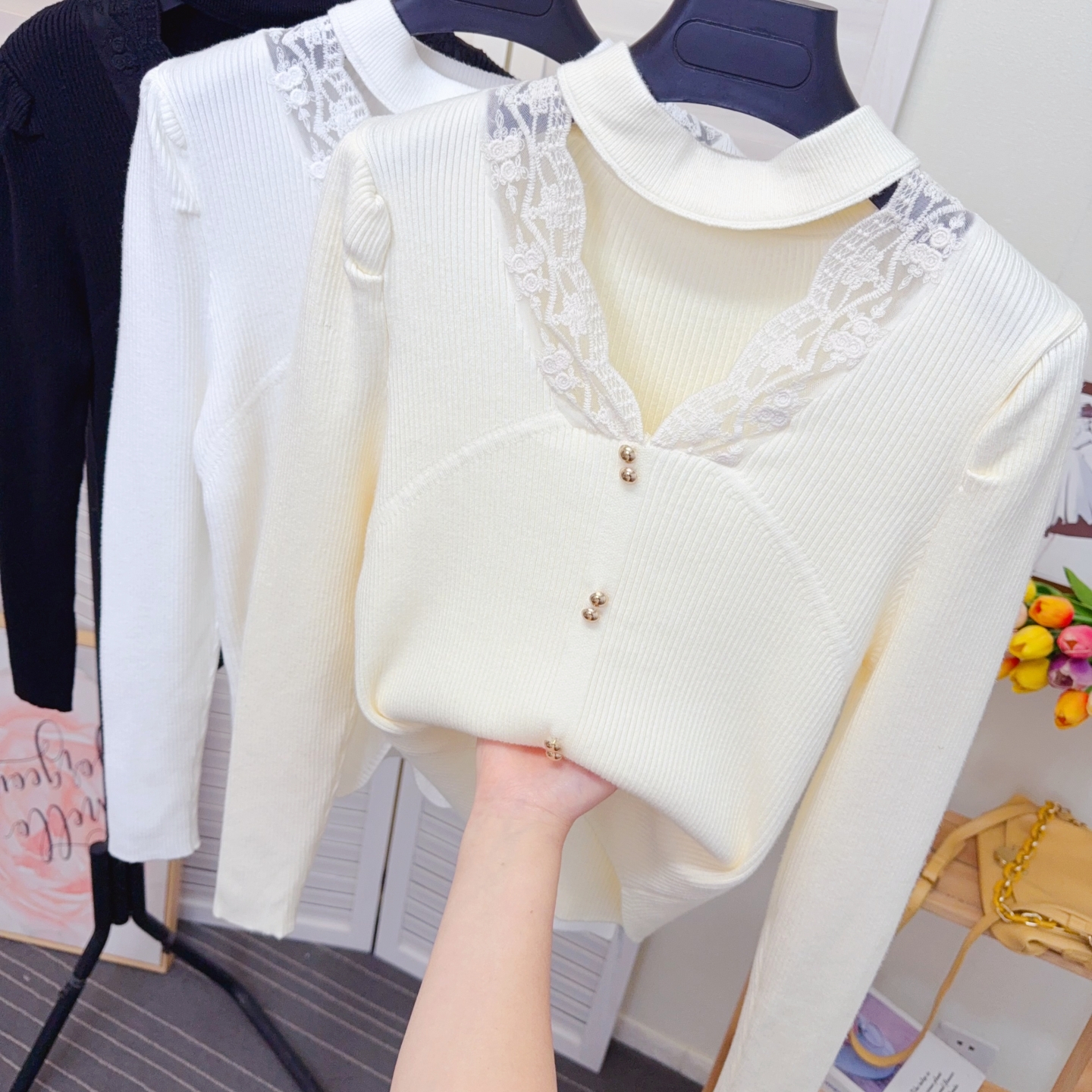 蕾丝花边镂空挂脖半高领打底针织衫女秋冬装修身显瘦内搭毛衣上衣