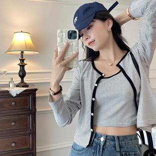 YIER 时髦黑白细条纹吊带开衫 秋季 纸片人 两件套 新款 张涩涩ZSS