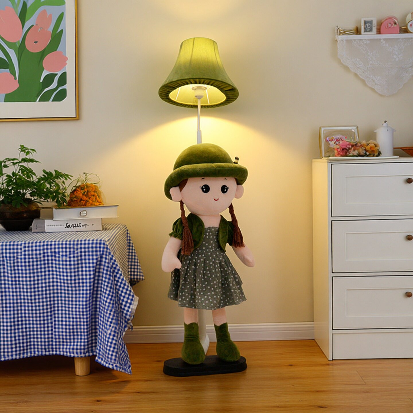 抖音同款热卖卡通公仔落地灯儿童房包括床头小夜灯网红创意氛围灯