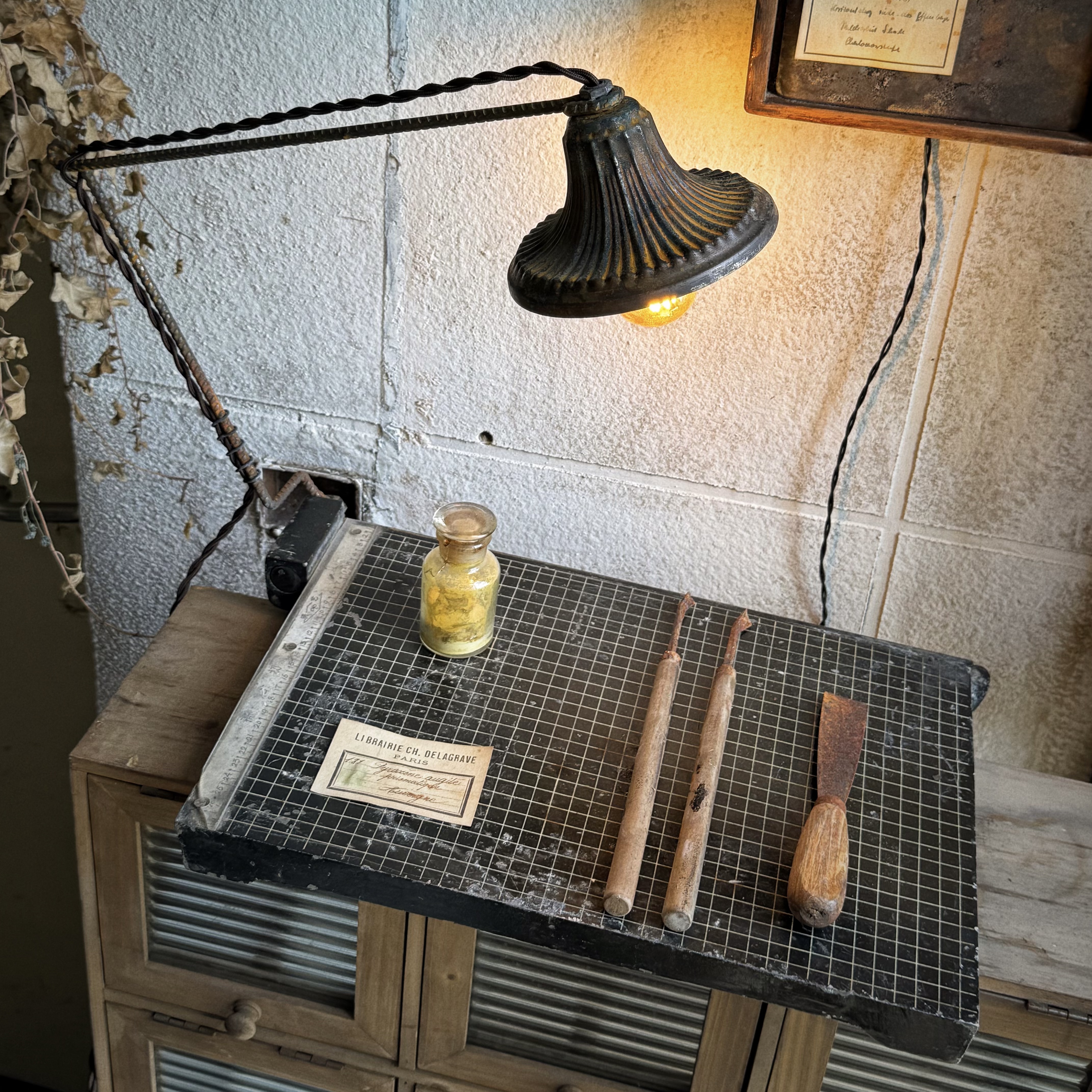 全铁艺中古风台灯复古风咖啡馆民宿桌面摆件装饰灯具摄影道具