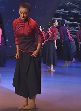 黑色搭配一整套时尚盐系轻熟高级感灯笼裤爱国少年合唱团演出服