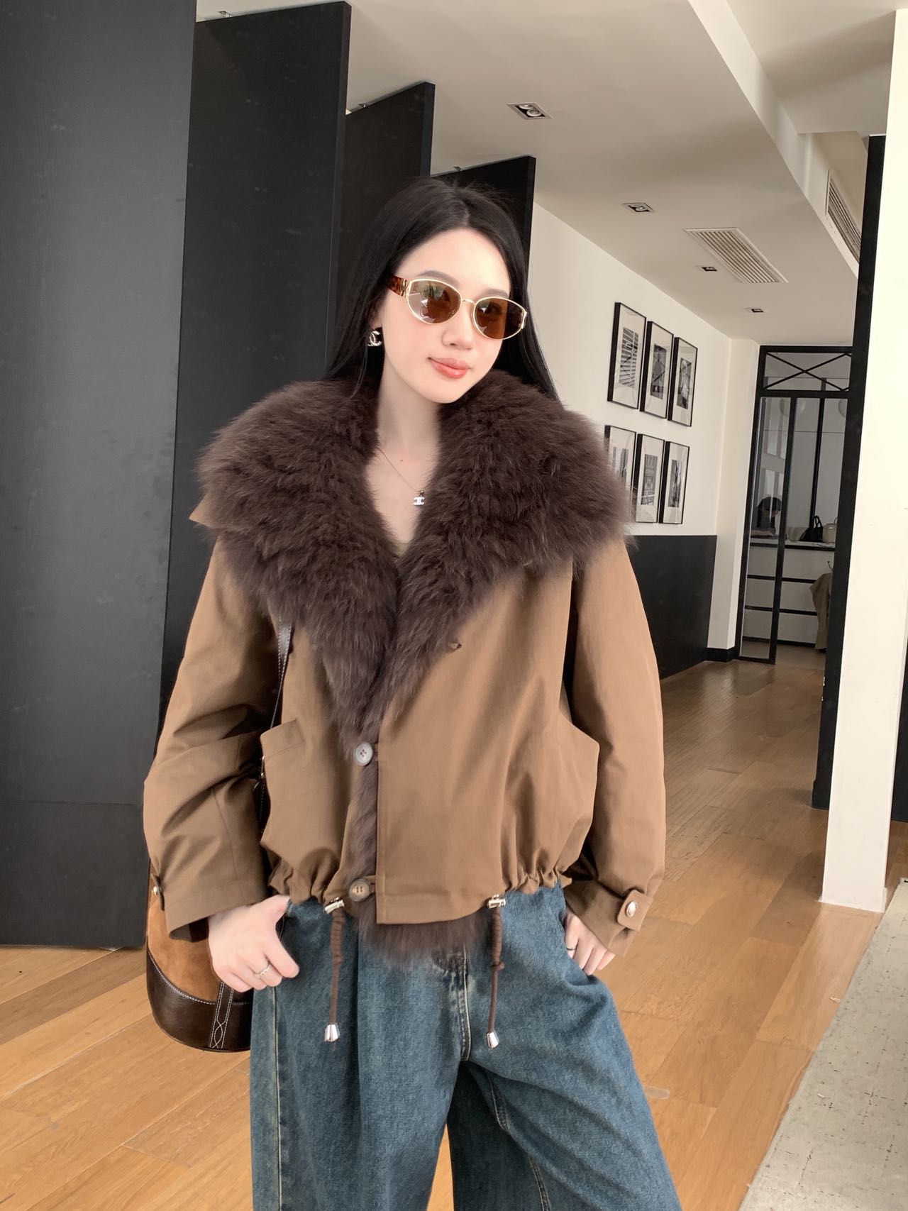 欧货高级感毛领羽绒服女2025冬季新款宽松时尚派克服外套