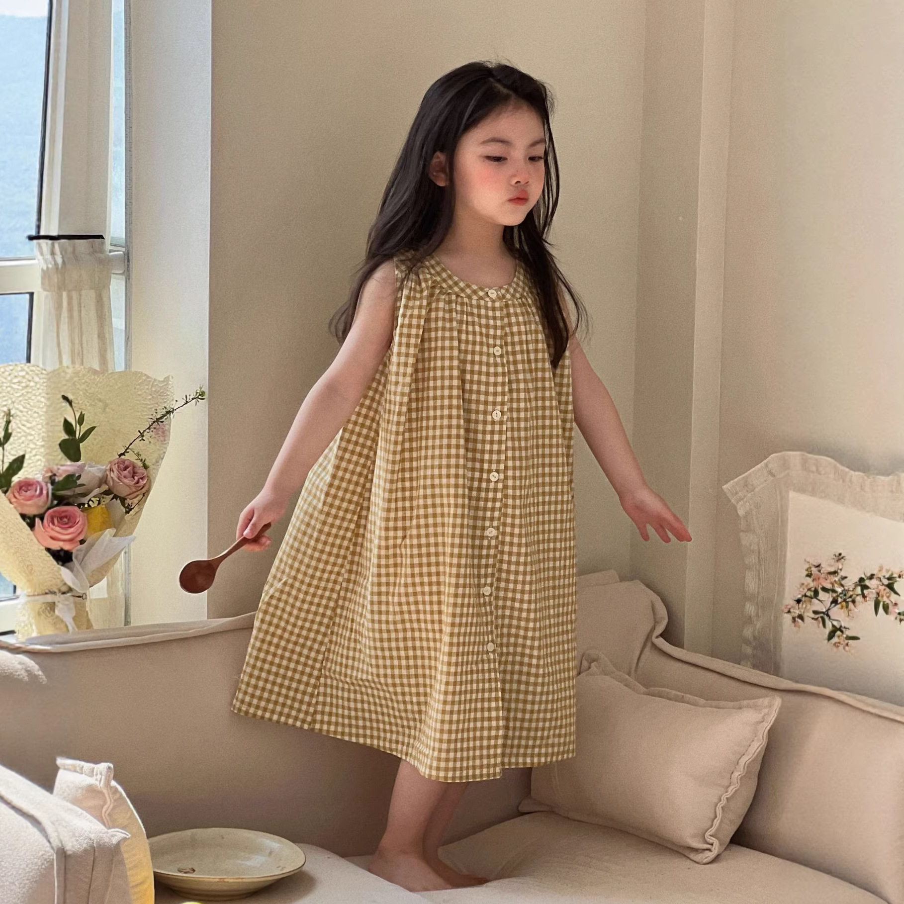 韩版女童连衣裙2026春夏季儿童小清新格子棉麻背心裙森系长裙子新