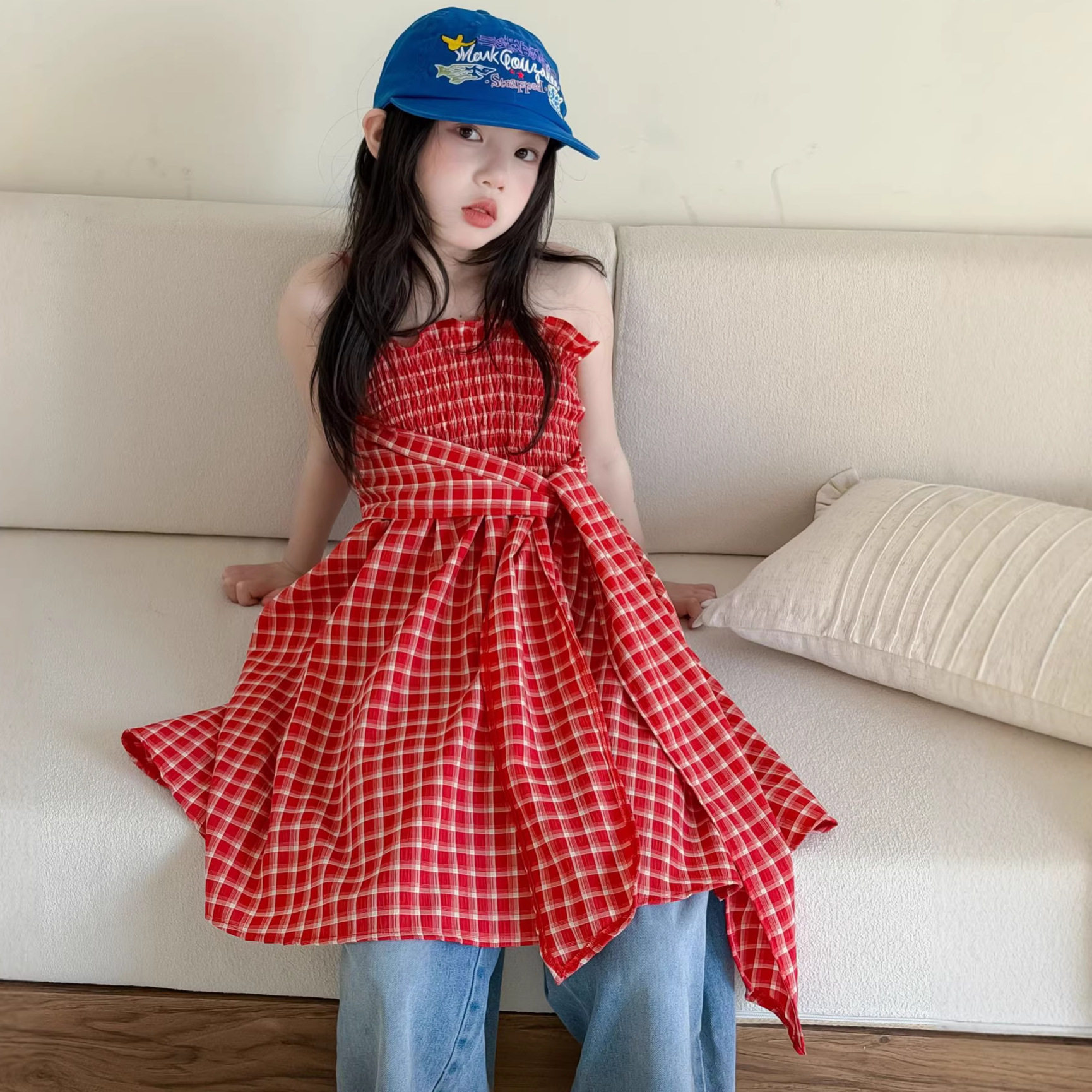 女童连衣裙2026夏新款儿童韩系红色格子吊带连衣裙设计感叠穿裙子