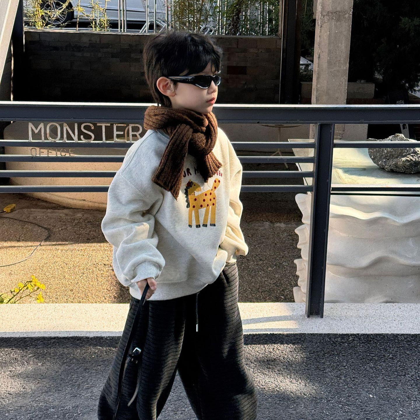 韩系暖2025冬季新品儿童韩版卡通套头卫衣男童洋气加绒加厚上衣潮