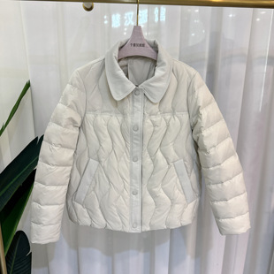 专柜正品 翻领90白鸭绒显瘦气质2025冬季 羽绒服女短款 Y612时尚