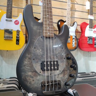 Sterling by musicman stingray ray 系列贝斯