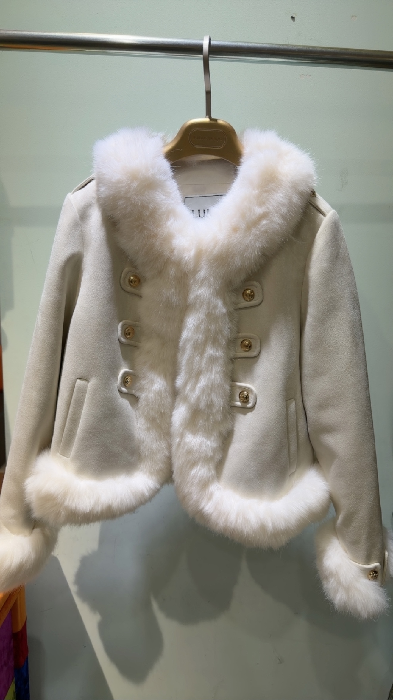 速发专柜发货 LULUalways我爱露露24新仿皮草羽绒服 LPD801V 2399