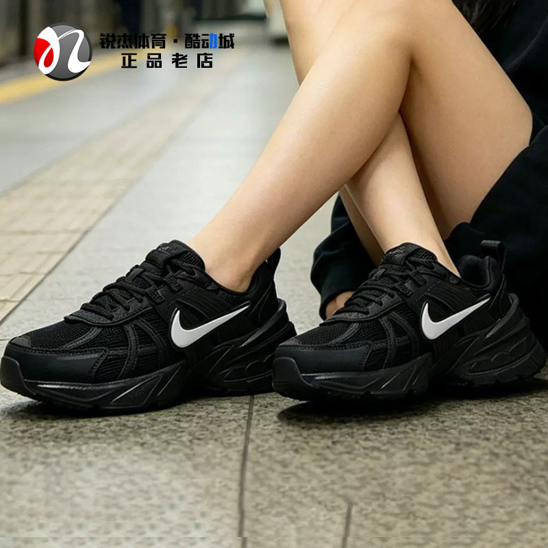耐克NikeV2K女士透气低帮跑步鞋