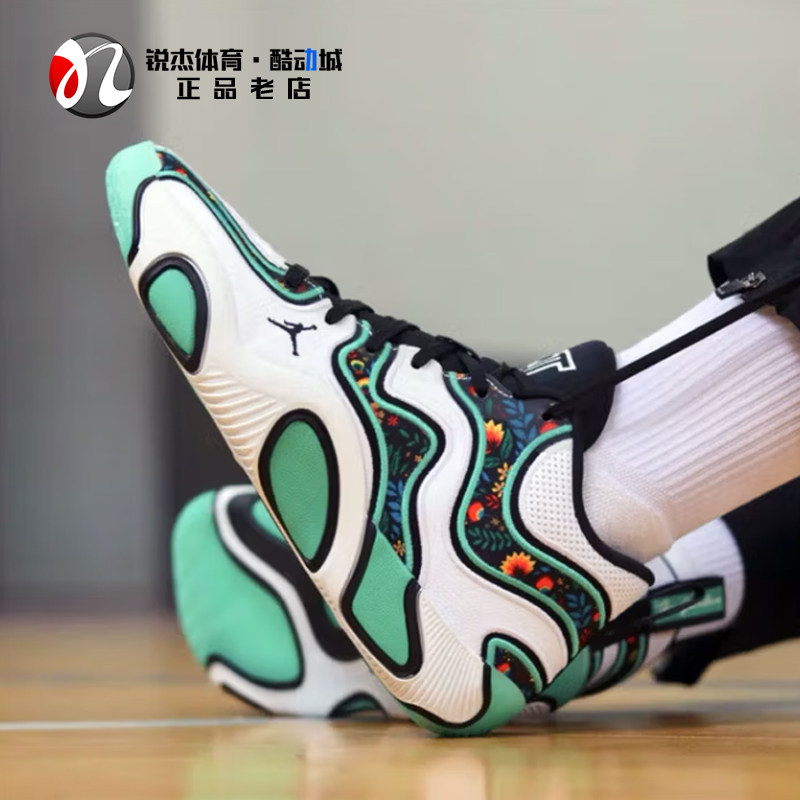 耐克Nike男子塔图姆3代篮球鞋