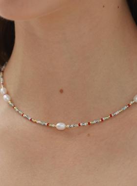 SOLDEVERANO蕃秀西班牙小众设计多巴胺彩色珍珠项链高级感锁骨链