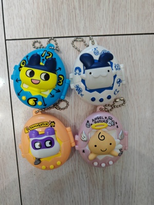 满百包邮正版扭蛋散货万代拓麻歌子造型收纳盒装饰吊饰挂件