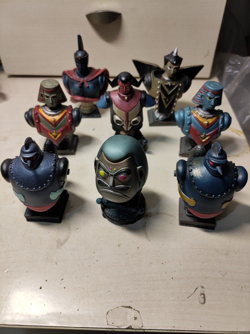 海洋堂正版老货铁人28号爆裂造型铁甲人半身像树脂摆件成套处理