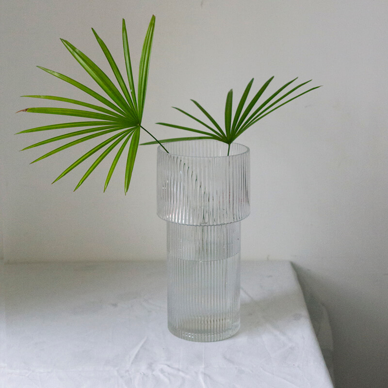 ooooh现代简约竖条纹玻璃花瓶