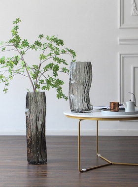 自然形态冰纹直筒玻璃落地大花瓶吊钟马醉木枝条玄关客厅水培花器