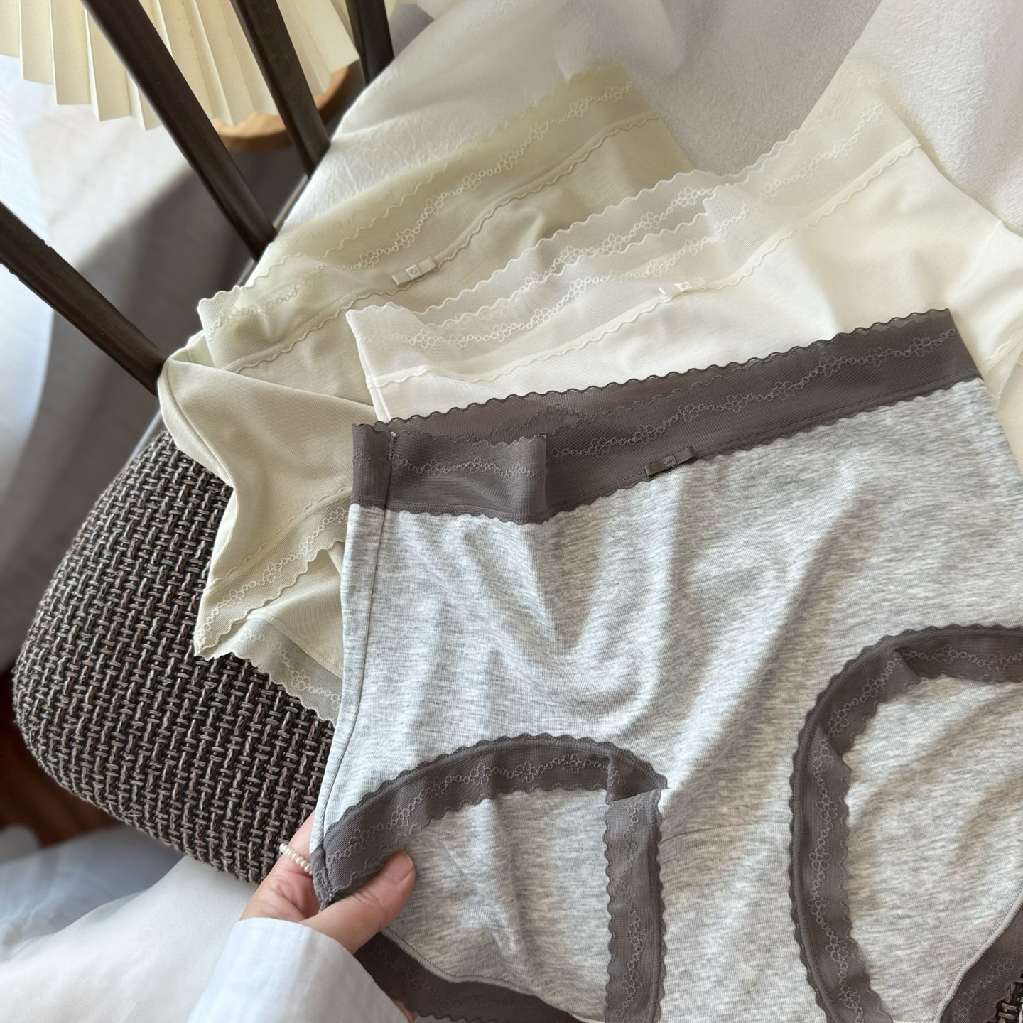 超舒适高性价比~裸感无痕蕾丝高腰50S莫代尔柔软女士内裤女纯棉裆
