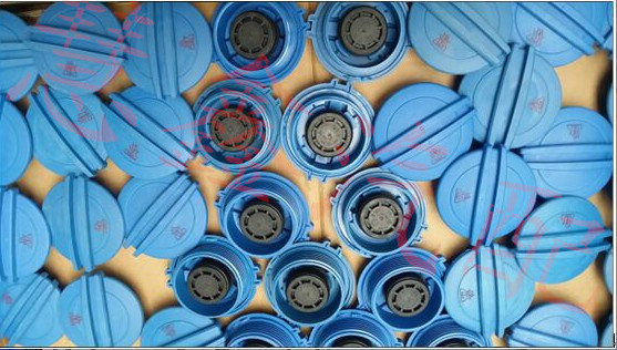 适用于奥迪A6A6L A4L B8 Q5 A5 A8 防冻液壶 膨胀壶 补水壶 盖子