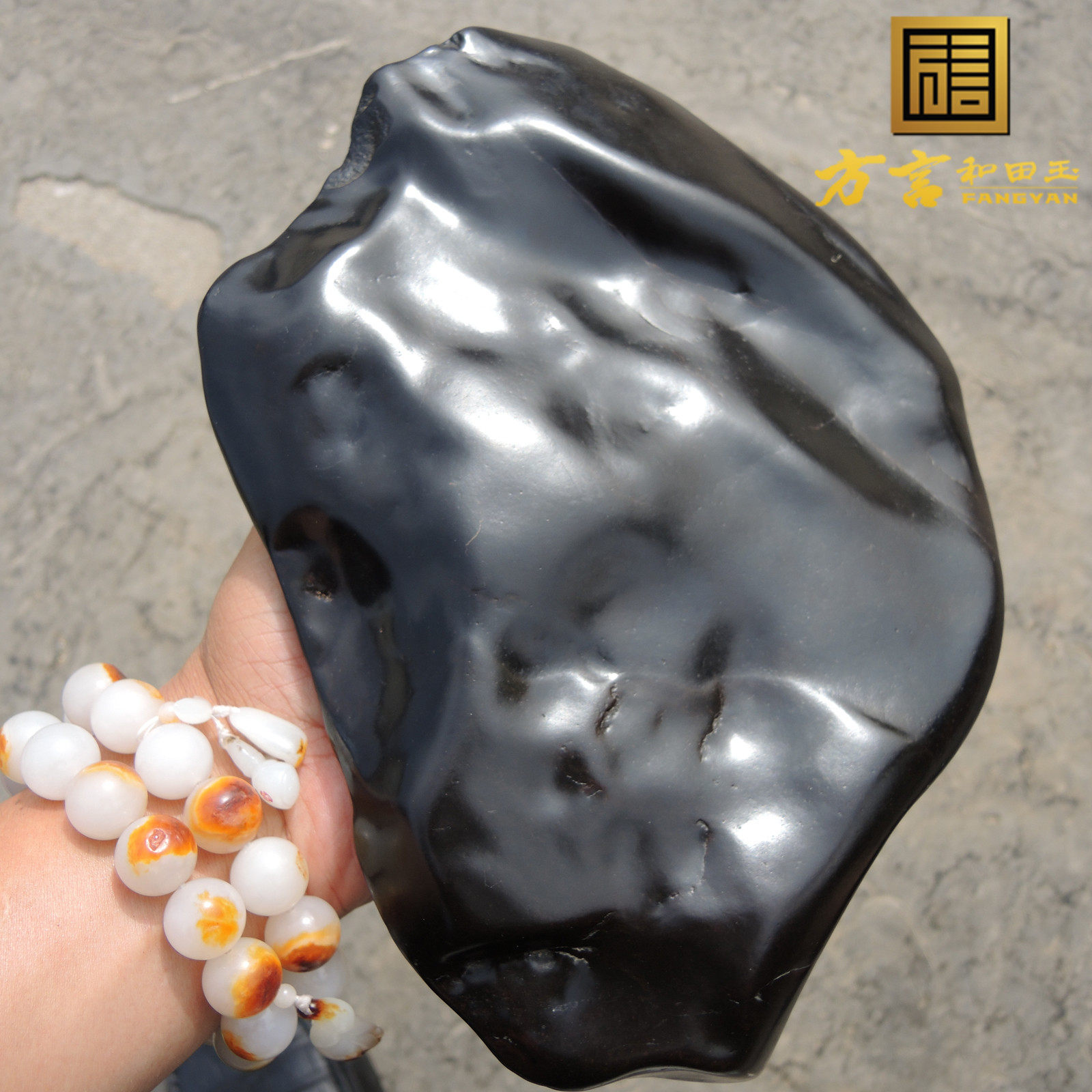 方言品牌镇店珍品老熟特细红沁皮大块完整新疆墨玉籽料原石玩料R