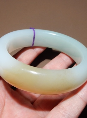 方言收藏级且末料糖白玉三色手镯