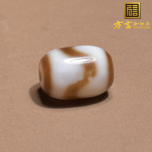 惊呆了方言和田玉精品藏式虎牙天然天珠玛瑙老型桶珠配饰吊坠A0